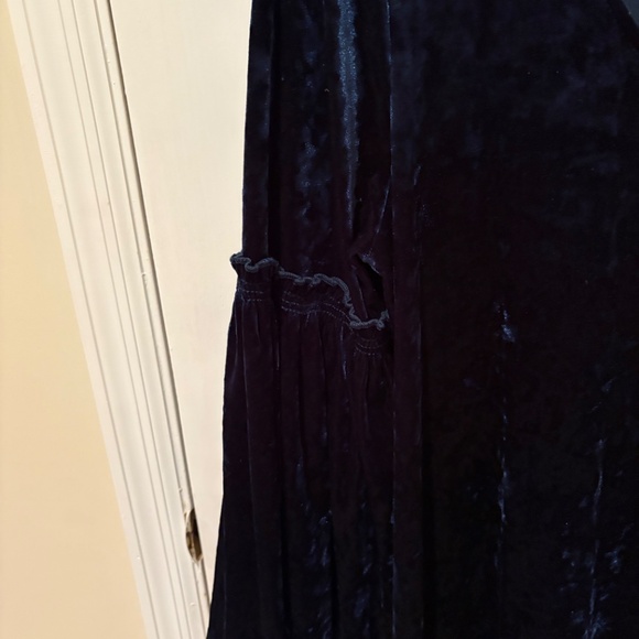 Karen Kane blue crushed velvet v-neck dress with flare sleeves size XL like new - Picture 5 of 6